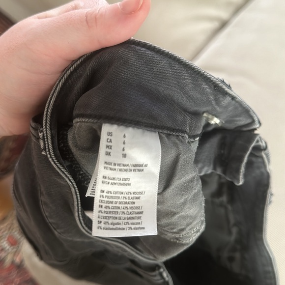 American Eagle mini skirt - Picture 3 of 3